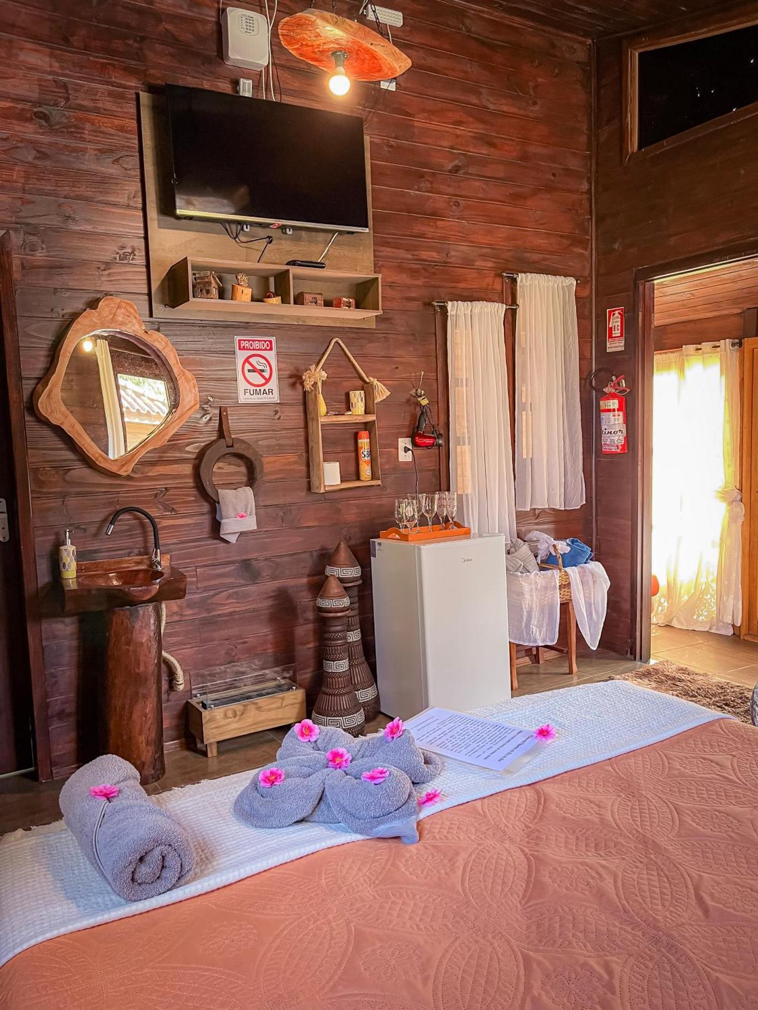 Figueira Do Rio Do Boi Chalet *