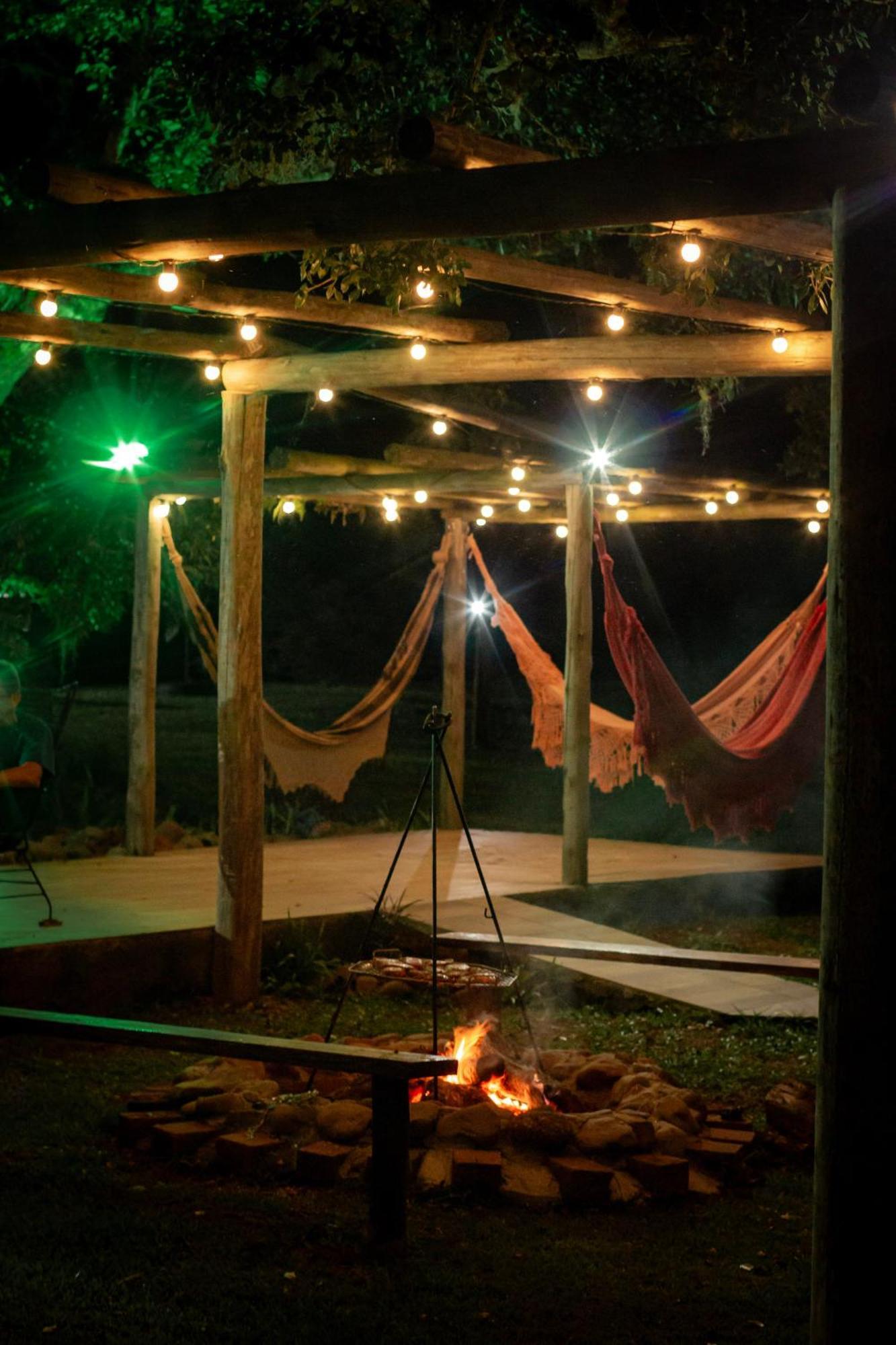 Chalet Figueira Do Rio Do Boi *